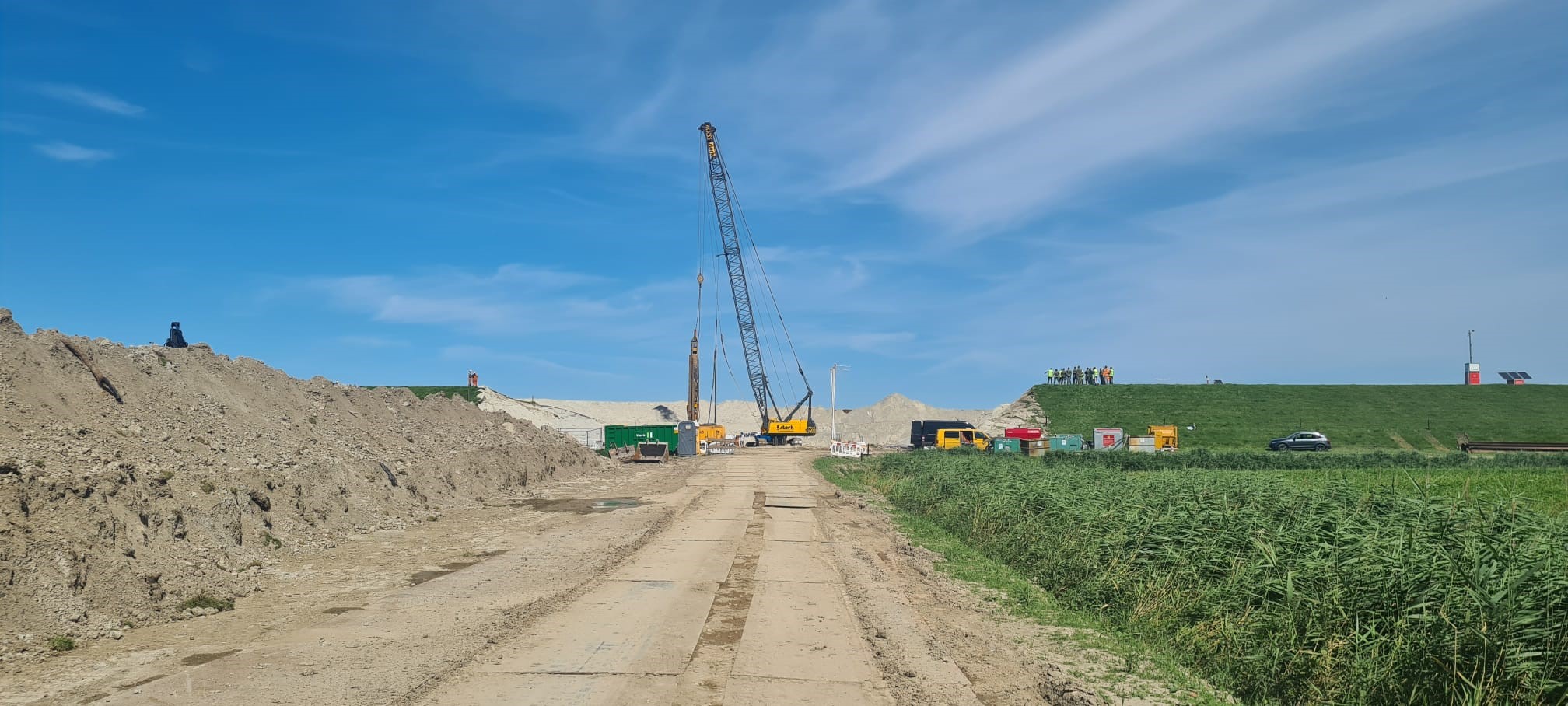 Berging vliegtuigwrakken van start