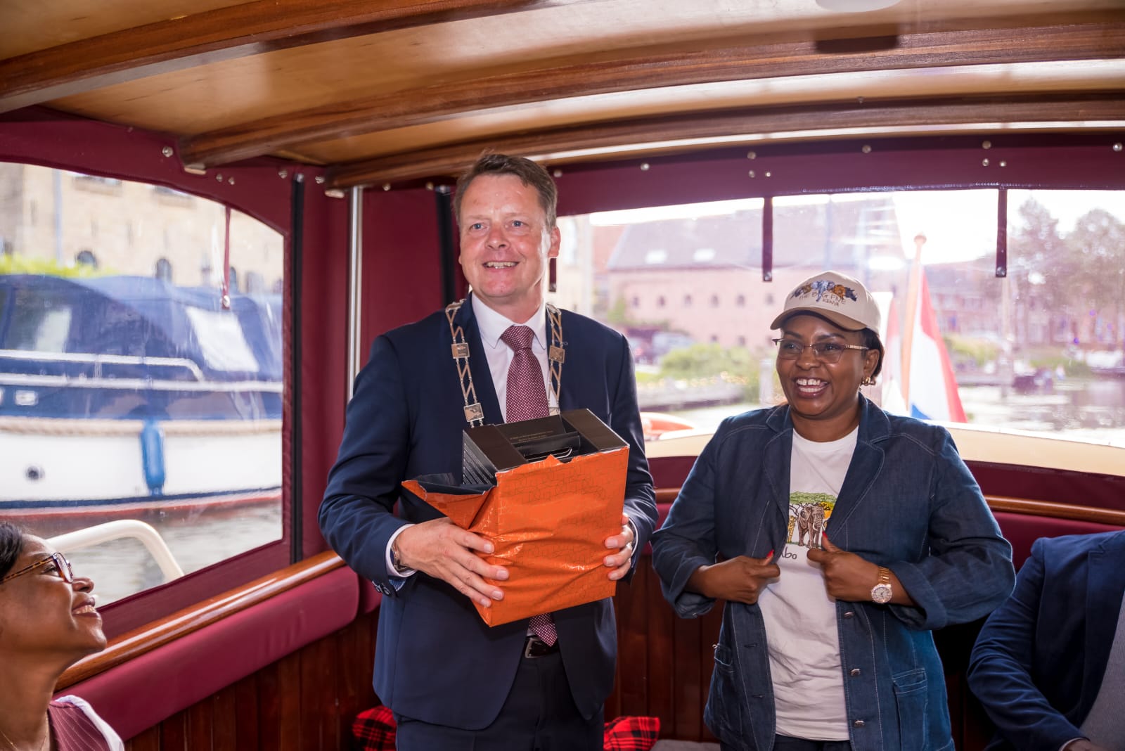 Delegatie Keniaanse ambassade op werkbezoek