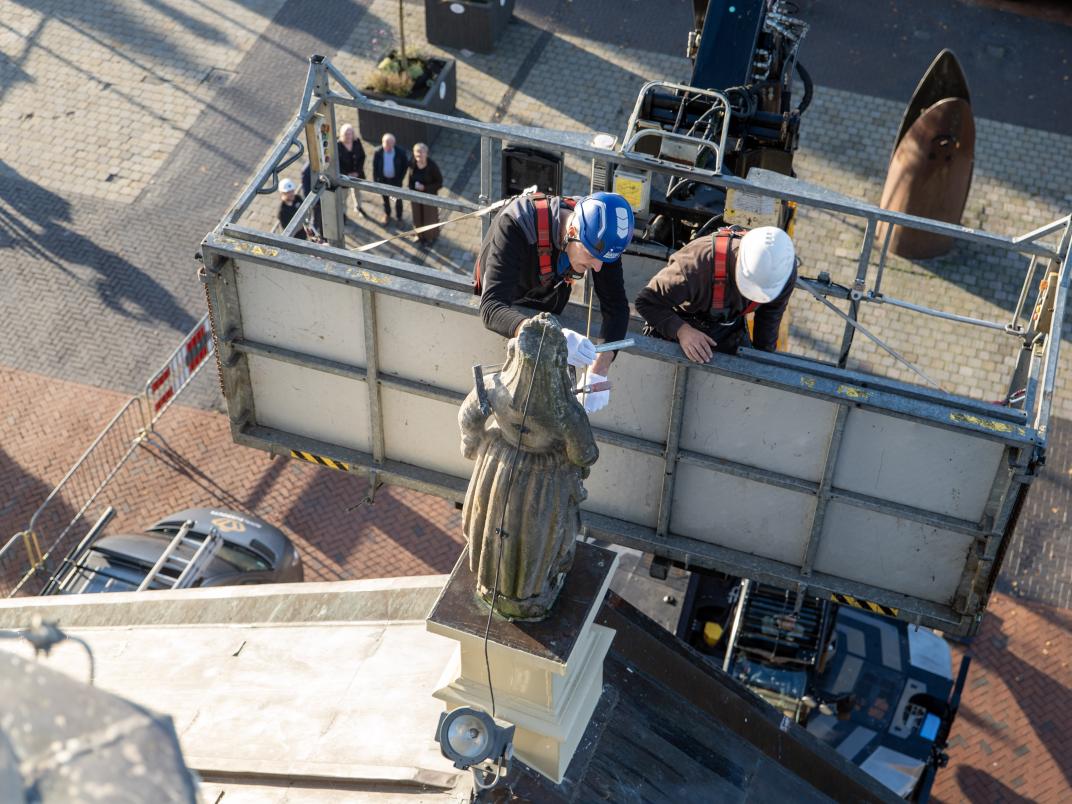 Groot onderhoud Oude Stadhuis Dokkum afgerond (1)
